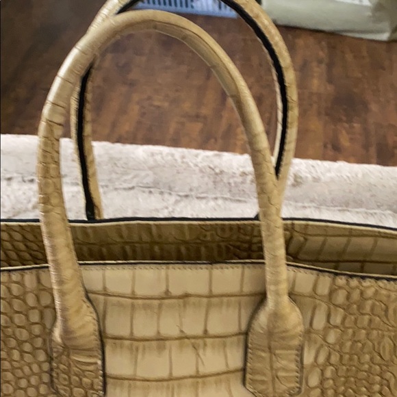 Michael kors tote - Picture 9 of 15